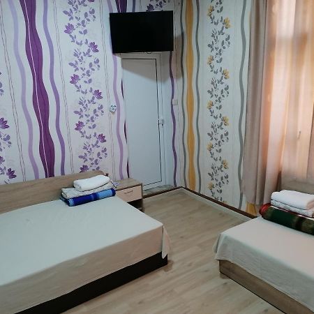 Къща За Гости Оги 蒙塔纳 外观 照片